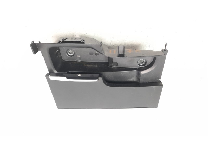 Recambio de cenicero para volvo xc60 referencia OEM IAM 31694582  