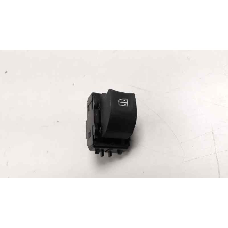 Recambio de mando elevalunas trasero derecho para renault megane iii berlina 5 p gt-style referencia OEM IAM 254010003R  