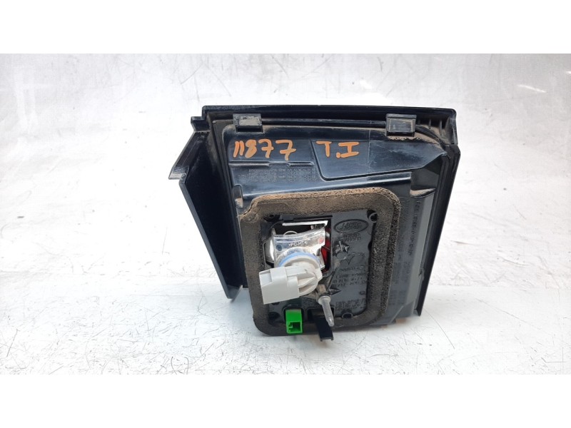 Recambio de piloto trasero izquierdo interior para land rover discovery sport hse referencia OEM IAM FK7213193BF  