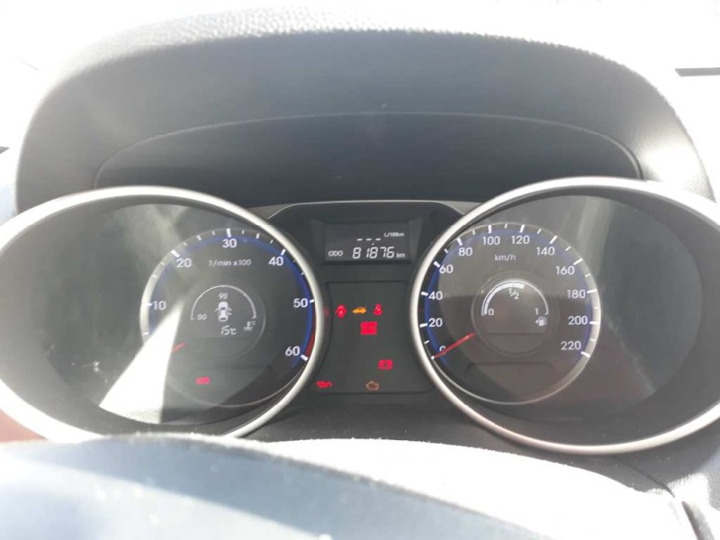 Recambio de cuadro instrumentos para hyundai ix35 classic 2wd referencia OEM IAM 940032Y310  