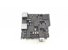 CAJA RELES / FUSIBLES 32268453 