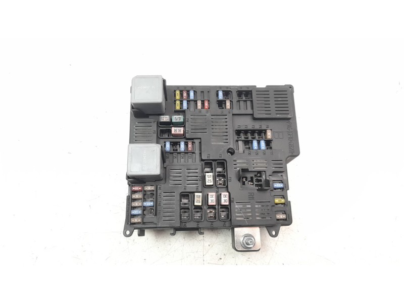 Recambio de caja reles / fusibles para volvo xc60 referencia OEM IAM 32268453  