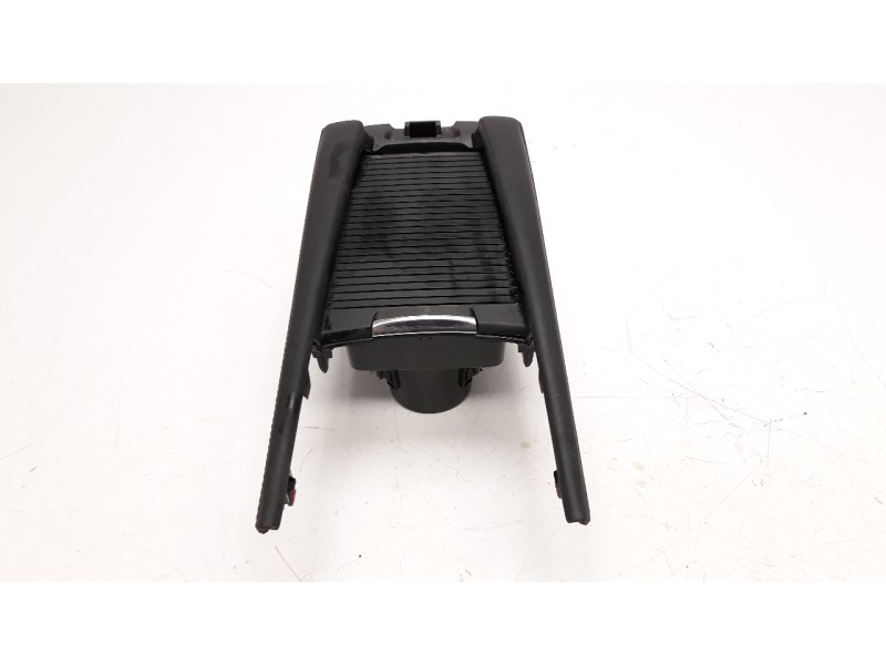 Recambio de moldura para mazda 3 lim. () 2.2 turbodiesel cat referencia OEM IAM BABF64420A02  