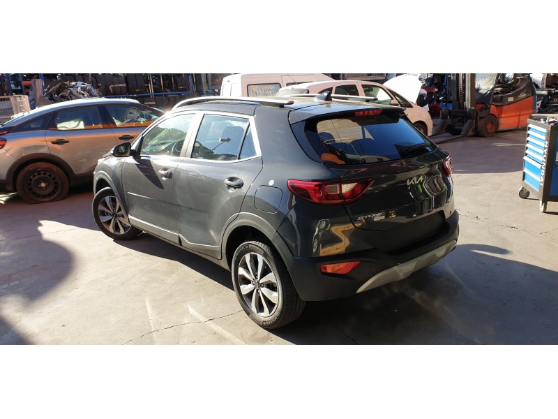 kia stonic (ybcuv) del año 2022