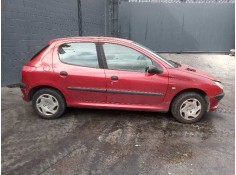 PEUGEOT 206 BERLINA