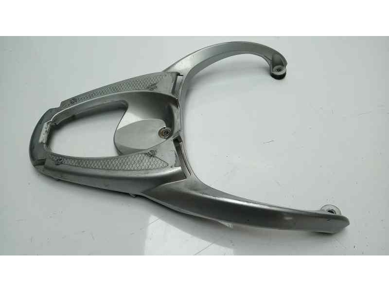 Recambio de aleron trasero para honda vision 110 referencia OEM IAM 81200KTZD000  