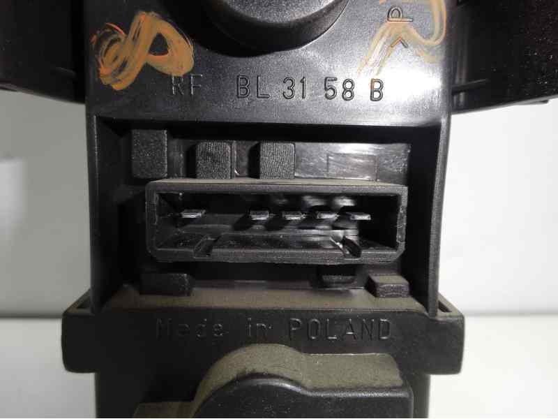 Recambio de portalamparas para audi allroad quattro (4b5) 2.7 t referencia OEM IAM BL3158B  