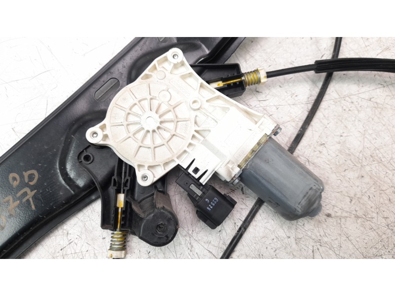 Recambio de elevalunas delantero derecho para land rover discovery sport hse referencia OEM IAM FK7223200AC  