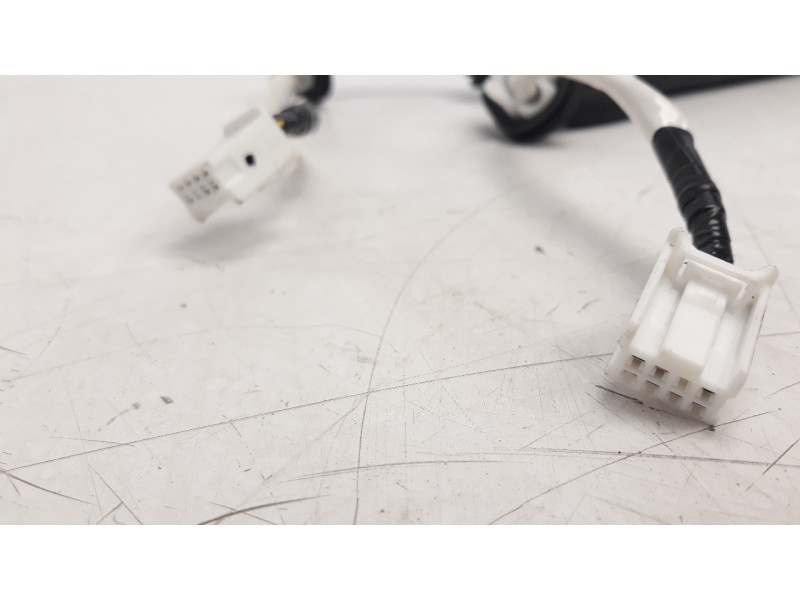 Recambio de amortiguadores maletero / porton para mazda cx-30 referencia OEM IAM DFR7636EX DFR7626EX 