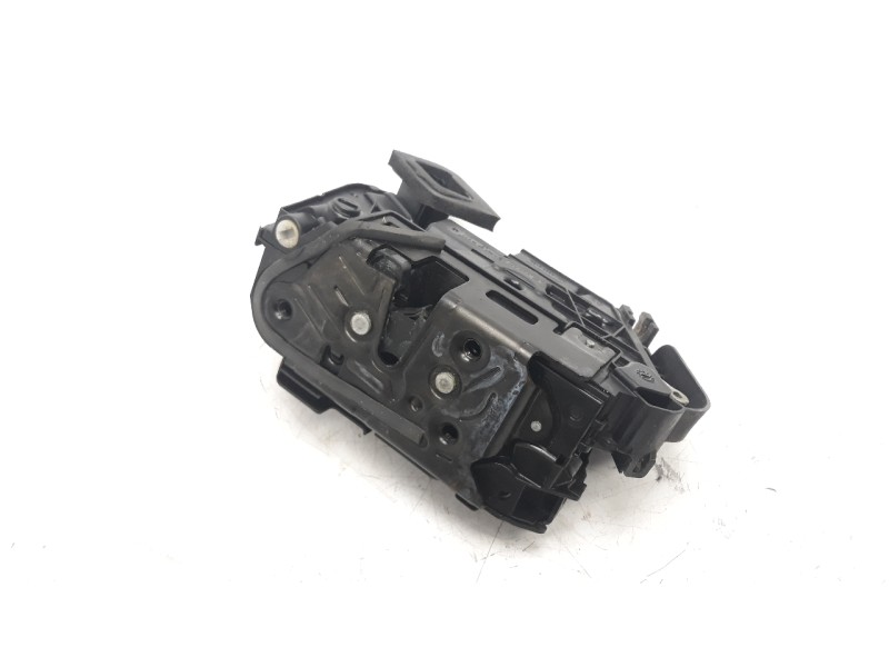 Recambio de cerradura puerta trasera izquierda para volkswagen golf vii lim. (bq1) 1.0 tsi referencia OEM IAM 5TA839015E  
