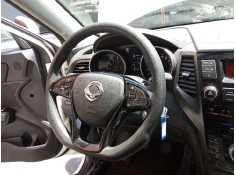 Recambio de volante para ssangyong xlv 1.6 cat referencia OEM IAM 4511335000   2