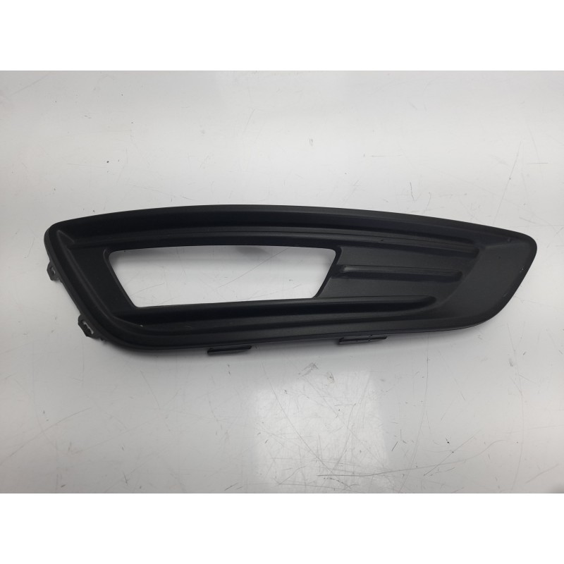 Recambio de rejilla paragolpes derecha para ford focus lim. 1.0 ecoboost cat referencia OEM IAM F1EB15A298 107106317 FD4302123
