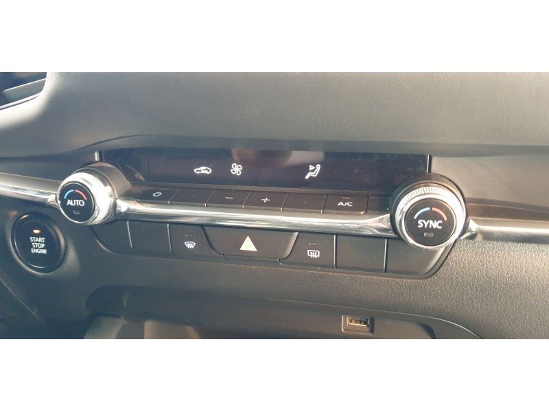 Recambio de mando climatizador para mazda 3 sedán (bp) evolution referencia OEM IAM BDEL61190A  