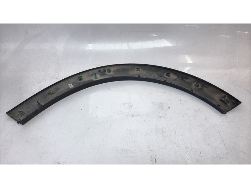 Recambio de aletin delantero izquierdo para citroen c3 feel pack referencia OEM IAM 9812088680  