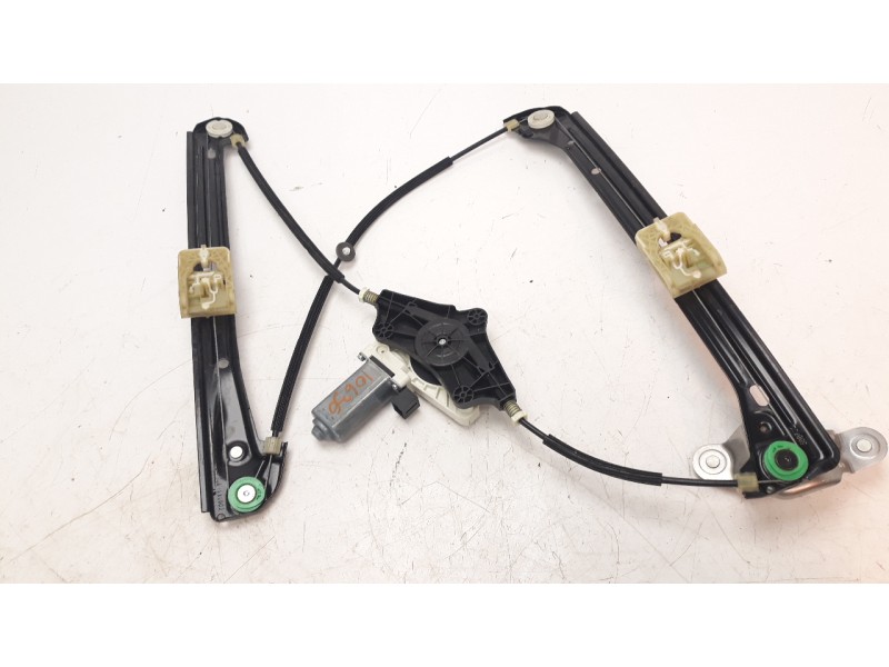 Recambio de elevalunas delantero derecho para volkswagen golf vii lim. (bq1) 1.0 tsi referencia OEM IAM 5G4837462H 106236215 113