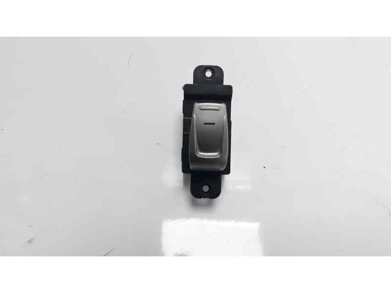 Recambio de mando elevalunas trasero izquierdo para ssangyong xlv 1.6 cat referencia OEM IAM 8585035000  