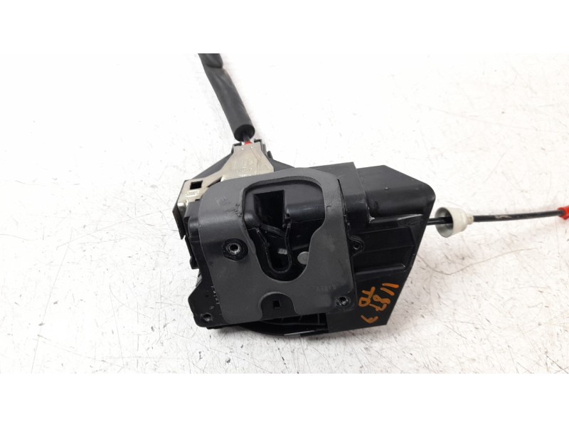 Recambio de cerradura puerta trasera derecha para land rover discovery sport hse referencia OEM IAM GK7224994BD  