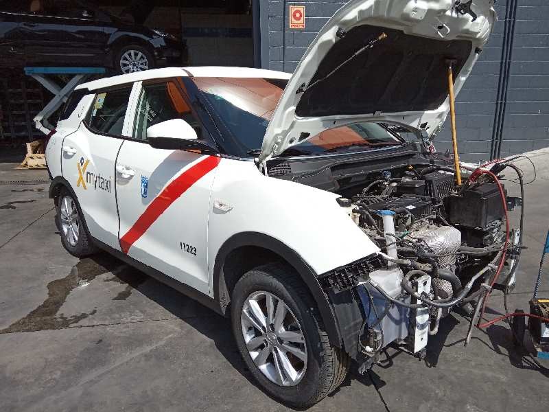 Recambio de motor limpia delantero para ssangyong xlv 1.6 cat referencia OEM IAM 7821035001  