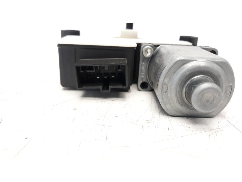 Recambio de motor elevalunas trasero izquierdo para seat ibiza (kj1) 1.0 referencia OEM IAM 5Q0959407 0130822695 