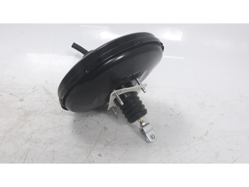 Recambio de servofreno para kia rio (yb) 1.2 cat referencia OEM IAM 59110H8200  