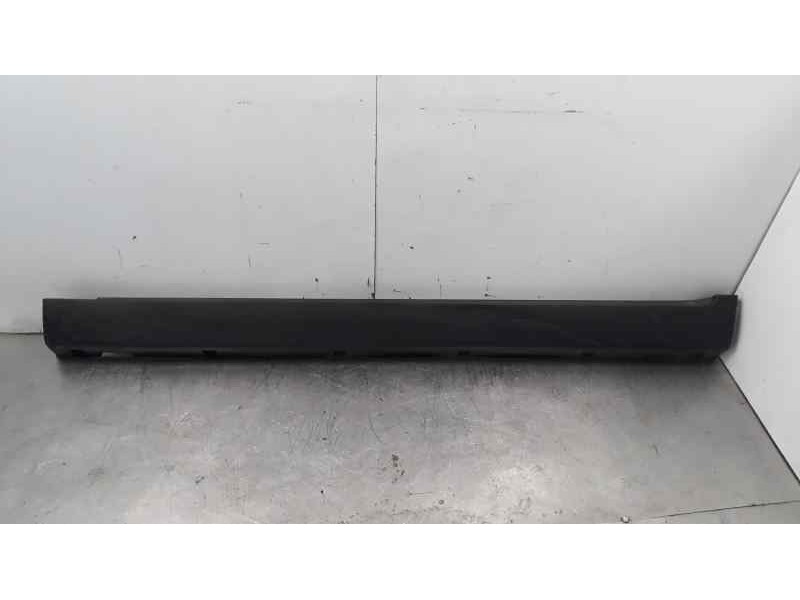 Recambio de estribos laterales para ssangyong xlv 1.6 cat referencia OEM IAM 7955035000  