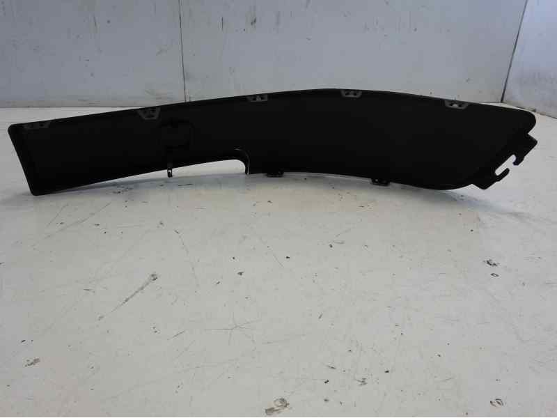 Recambio de molduras delanteras para renault megane ii berlina 3p referencia OEM IAM  107193813 