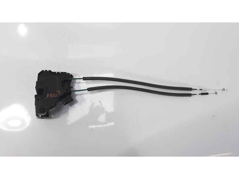 Recambio de cerradura puerta trasera izquierda para ssangyong xlv 1.6 cat referencia OEM IAM 7131035001  