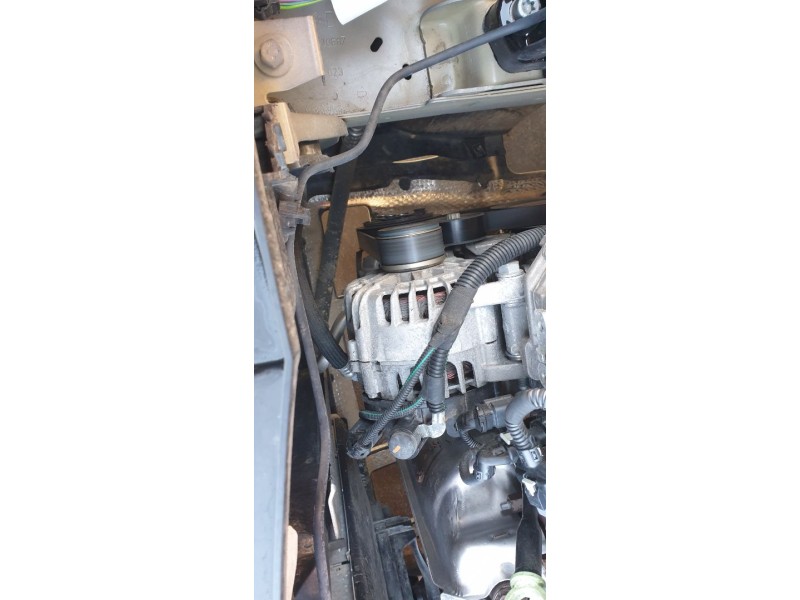 Recambio de alternador para citroen c3 feel pack referencia OEM IAM 9835689480  