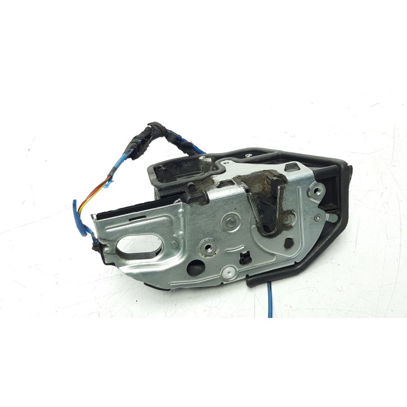Recambio de cerradura puerta trasera derecha para bmw serie 6 gran coupe (f06) 640 d referencia OEM IAM 51227276322  