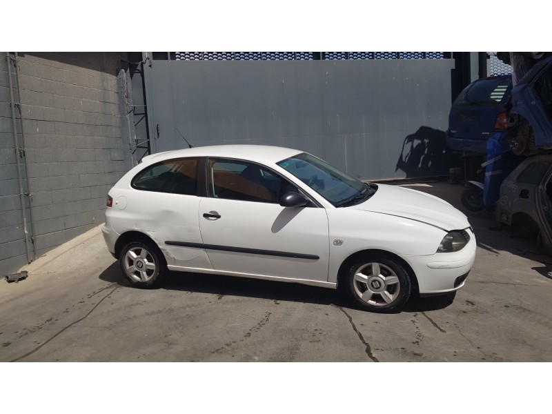 seat ibiza (6l1) del año 2004