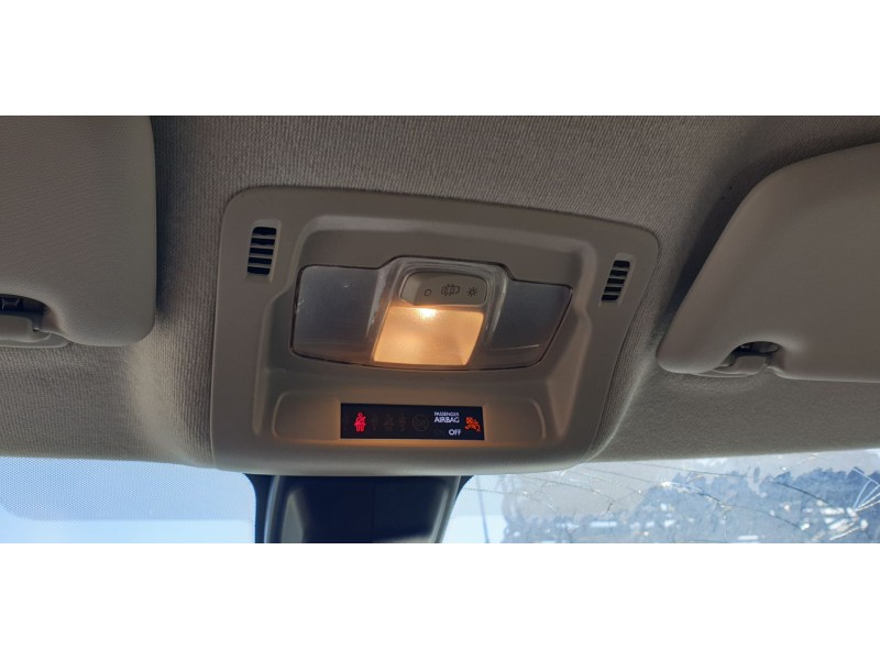 Recambio de luz interior para citroen c3 feel pack referencia OEM IAM 96754056BJ  