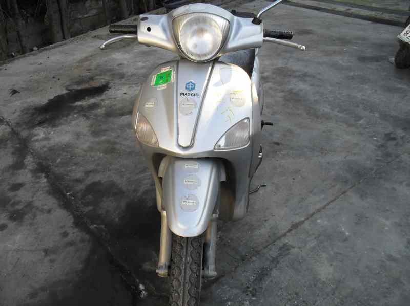 piaggio (vespa) liberty del año 2004