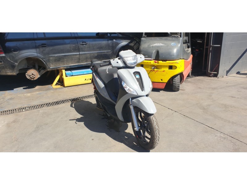 piaggio (vespa) piaggio medley 125 del año 2024