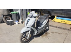 piaggio (vespa) piaggio medley 125 del año 2024 2