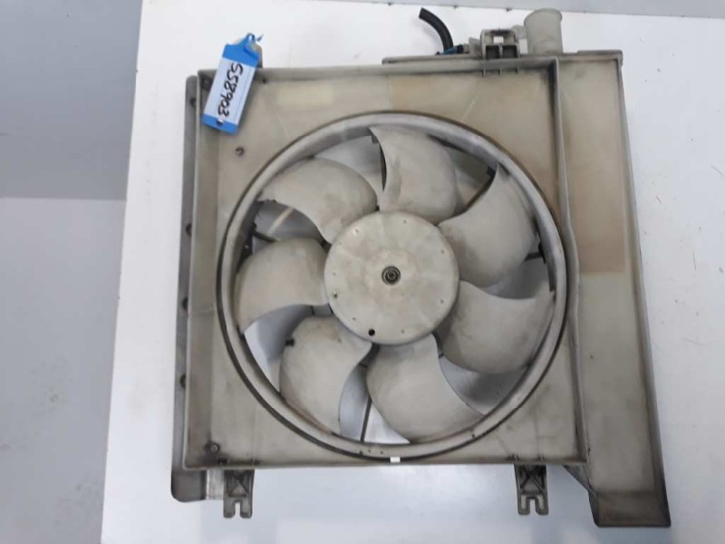 Recambio de electroventilador para toyota aygo (kgb/wnb) city referencia OEM IAM 163600Q020 47357 