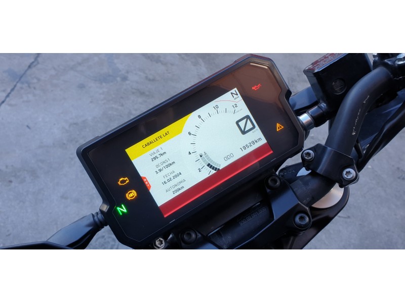 ktm 390 duke del año 2021