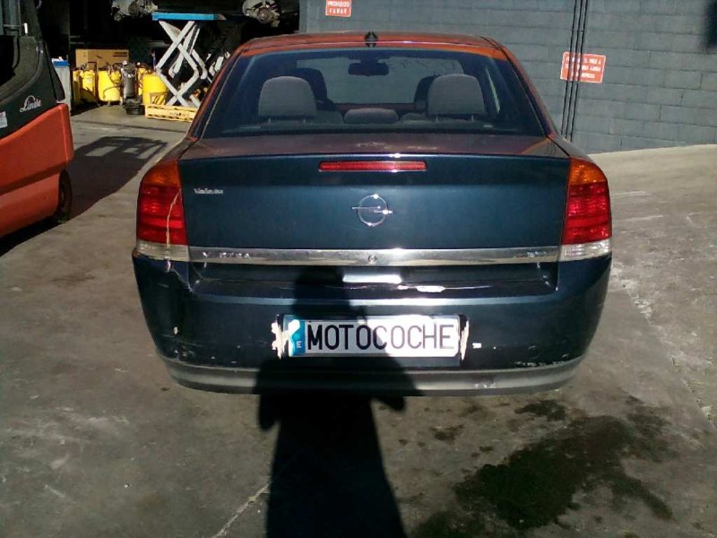 opel vectra c berlina del año 2003