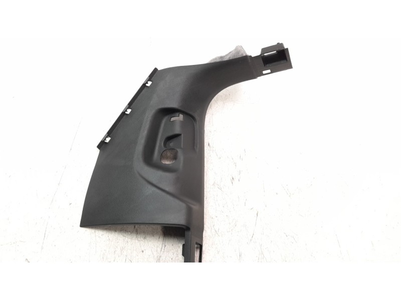 Recambio de moldura para audi q7 4mg referencia OEM IAM 4M1867271C4PK  