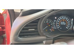 Recambio de aireador izquierdo para mazda 3 sedán (bp) evolution referencia OEM IAM BDGF64832   2