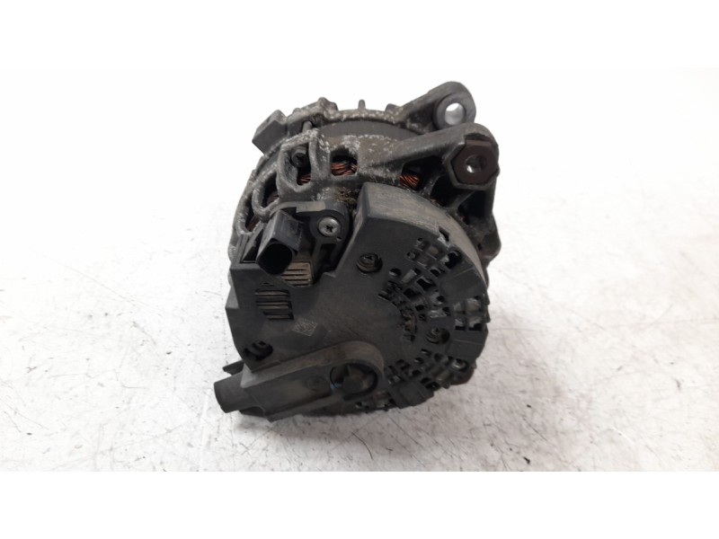 Recambio de alternador para land rover discovery sport hse referencia OEM IAM GX7310300CE  