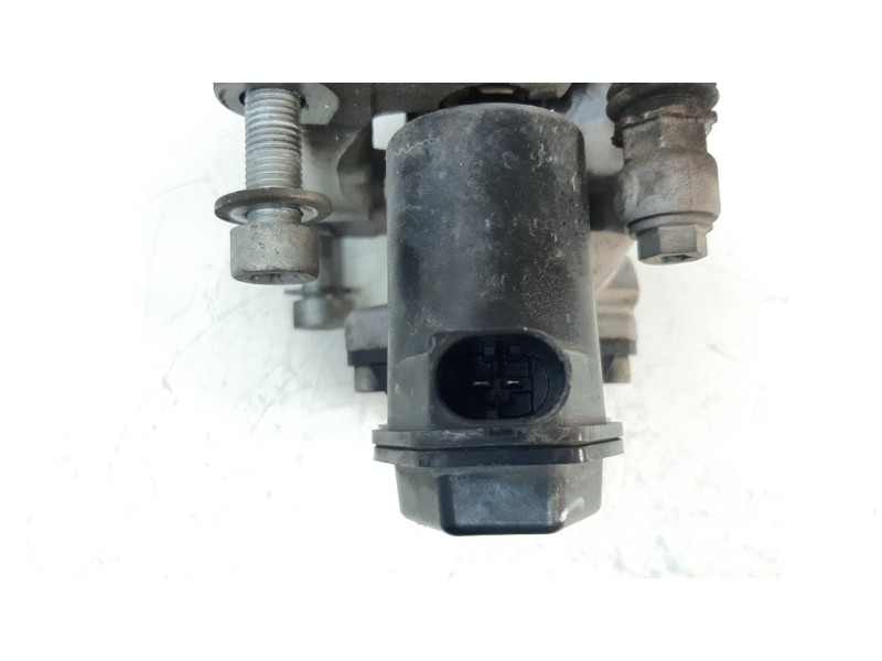 Recambio de pinza de freno trasera izquierda para citroen c4 pure tech referencia OEM IAM 9842295280  