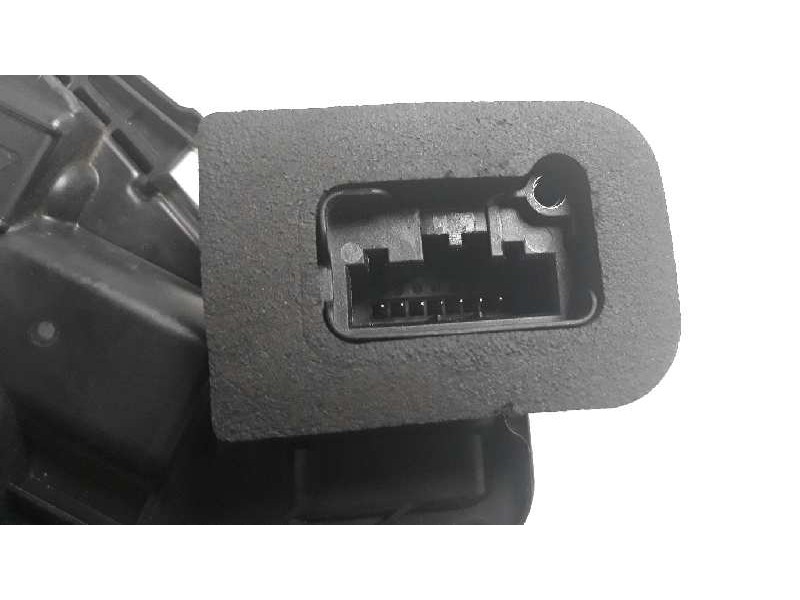 Recambio de cerradura puerta delantera derecha para skoda octavia lim. (5e3) rs referencia OEM IAM 5E1837016A  