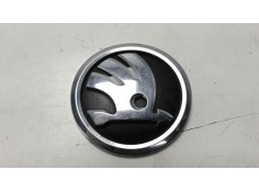 MOLDURAS DELANTERAS 5JA853621 