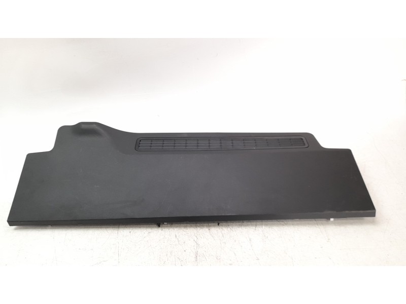 Recambio de moldura para audi q7 4mg referencia OEM IAM 4M0861486H4PK  