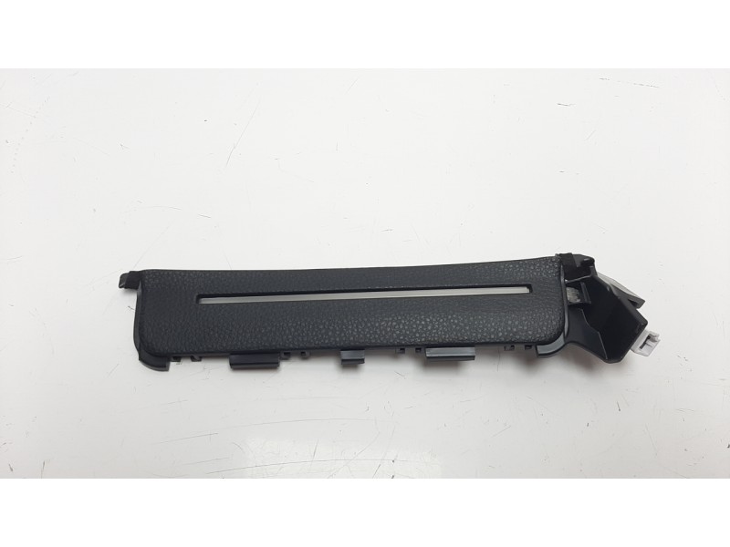 Recambio de moldura para toyota corolla (e21) referencia OEM IAM 5547902010  