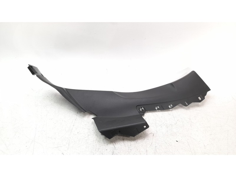 Recambio de moldura para audi q7 4mg referencia OEM IAM 4M0867768F4PK  