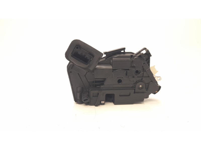 Recambio de cerradura puerta trasera izquierda para skoda spaceback (5h) ambition referencia OEM IAM 5E0839015A  