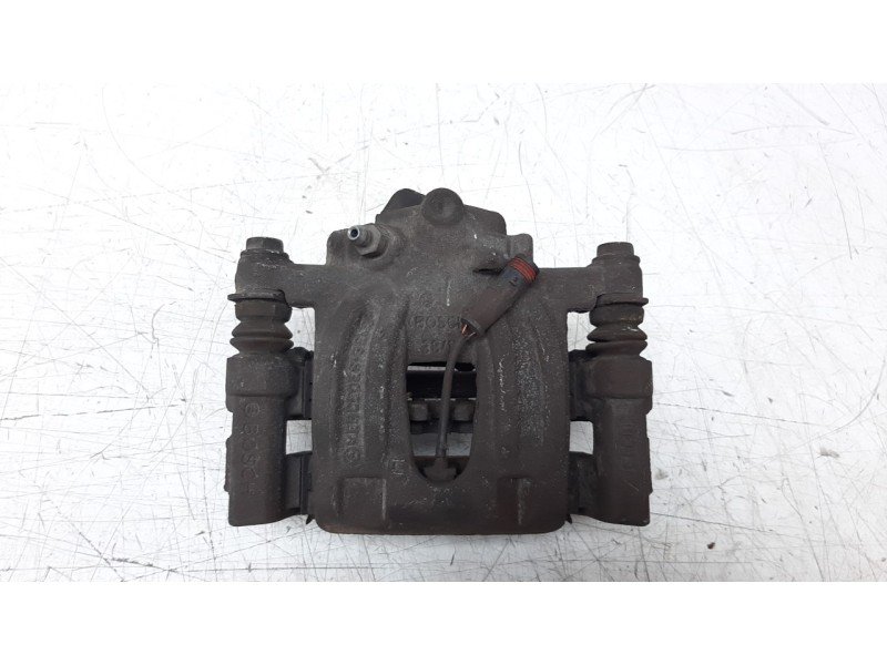 Recambio de pinza de freno trasera izquierda para mercedes-benz vito mixto 06.2003  2.1 cdi referencia OEM IAM   HZTME022