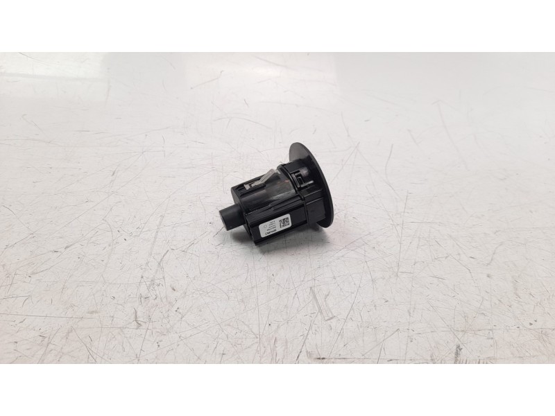 Recambio de interruptor para volvo xc60 referencia OEM IAM 31674767  