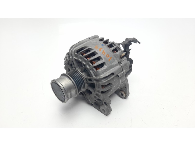 Recambio de alternador para audi a1 sportback (gba) 1.0 tfsi referencia OEM IAM 04E903105 ALF870501BS AF000BL07L4
